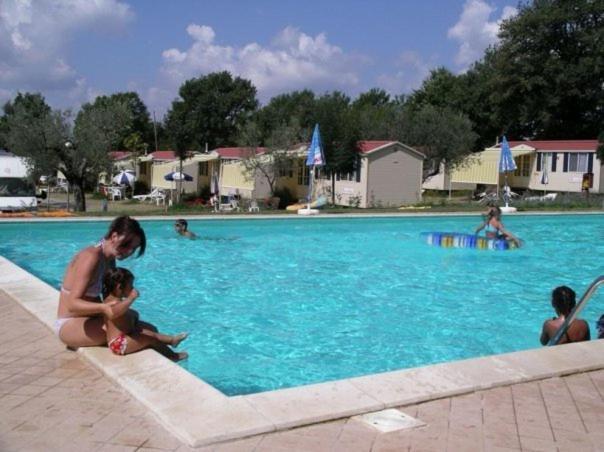 בולסנה Blu International Camping מראה חיצוני תמונה